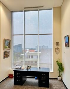 gambar gorden lipat kaca, tirai kedap suara, honeycomb blinds