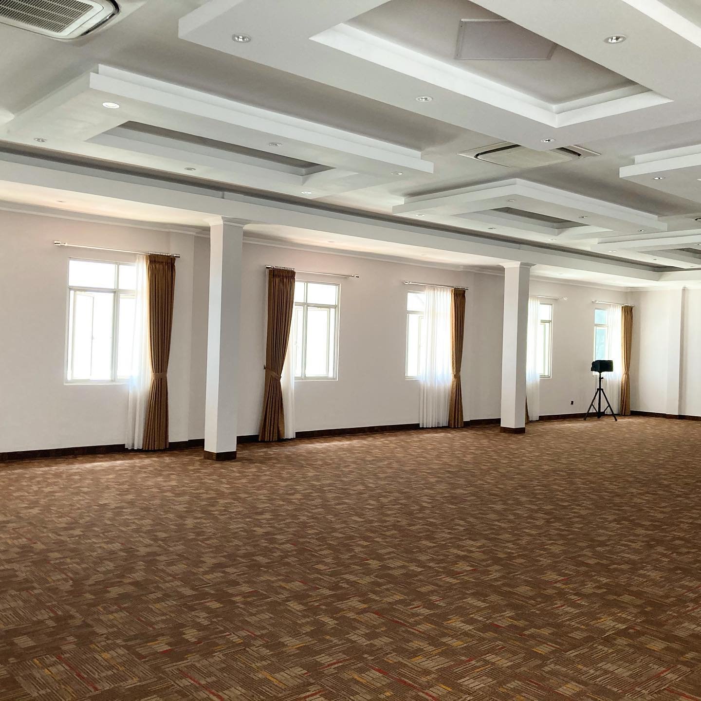 Karpet Tangerang Terbaik menyediakan Mulai dari Karpet Turki hingga Karpet Custom