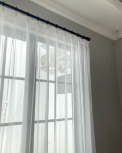 Aneka Sinar Abadi_Toko Gorden Dekorasi Modern_contoh gambar gorden sheer warna putih transparan