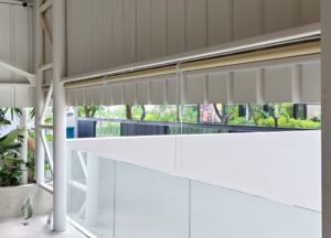 Aneka Sinar Abadi: Vendor Ziptex Blind Lapangan Padel Tirai Outdoor Tahan Angin