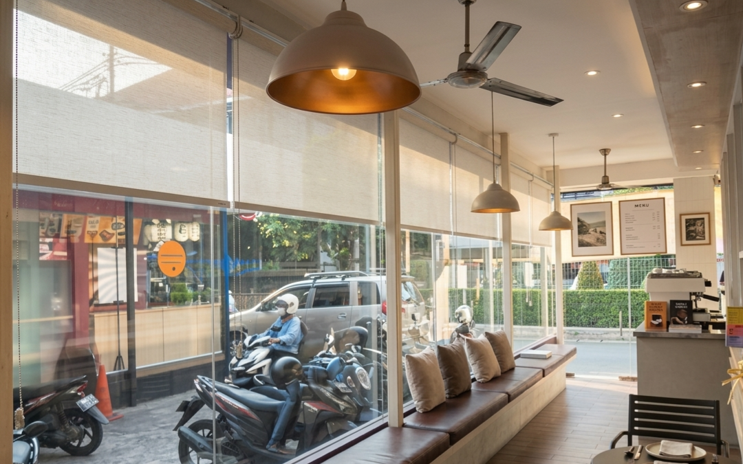 Harga Roller Blind Cafe Jakarta dengan Penawaran Grosir untuk Pengadaan Cabang Restoran