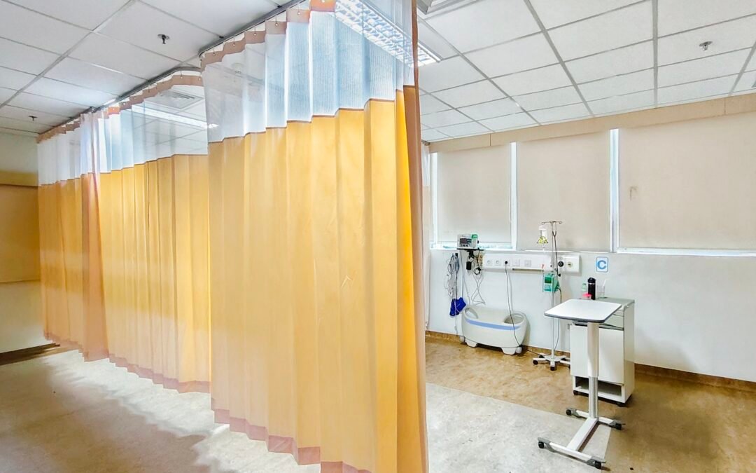 penggunaan Tirai Medis PVC dari Supplier Gorden Plastik untuk Ruang Isolasi & Laboratorium