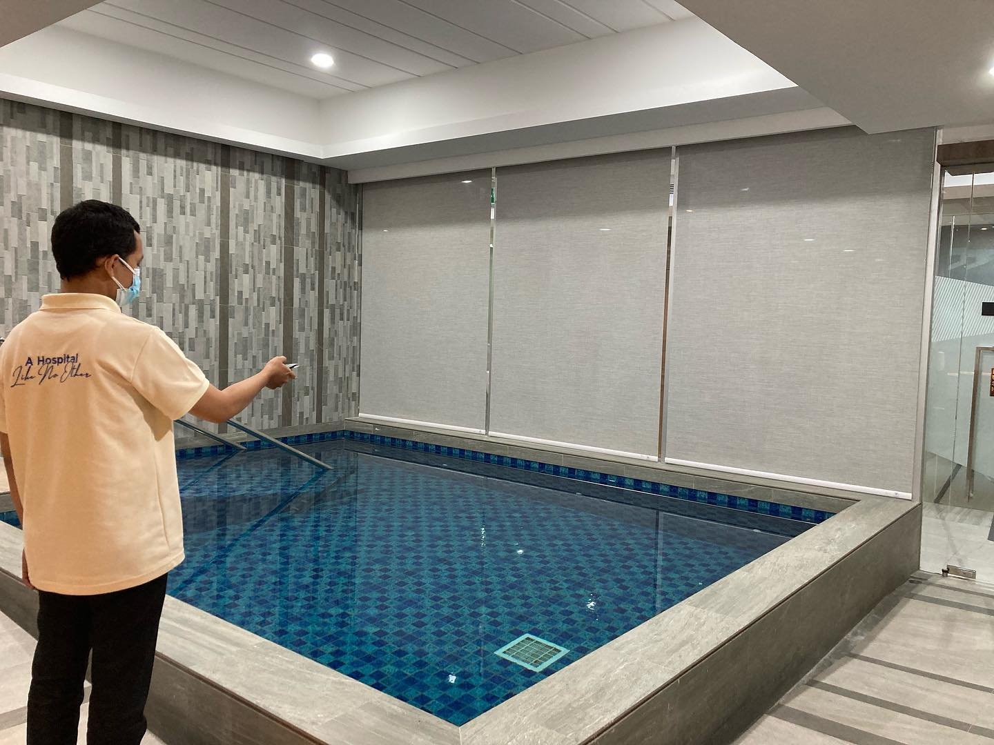 Supplier Smart Blind Motor, Jual Motorized Roller Blind dengan Sistem Rel Otomatis