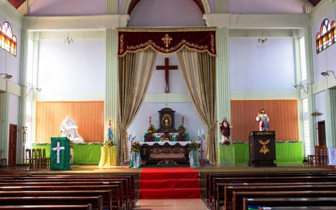 Insights & Articles 2 Vendor Tirai Altar Gereja Motorized / Tirai Otomatis Ruang Ibadah