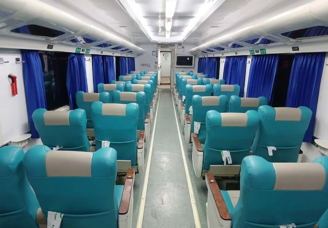 vendor gorden kereta api