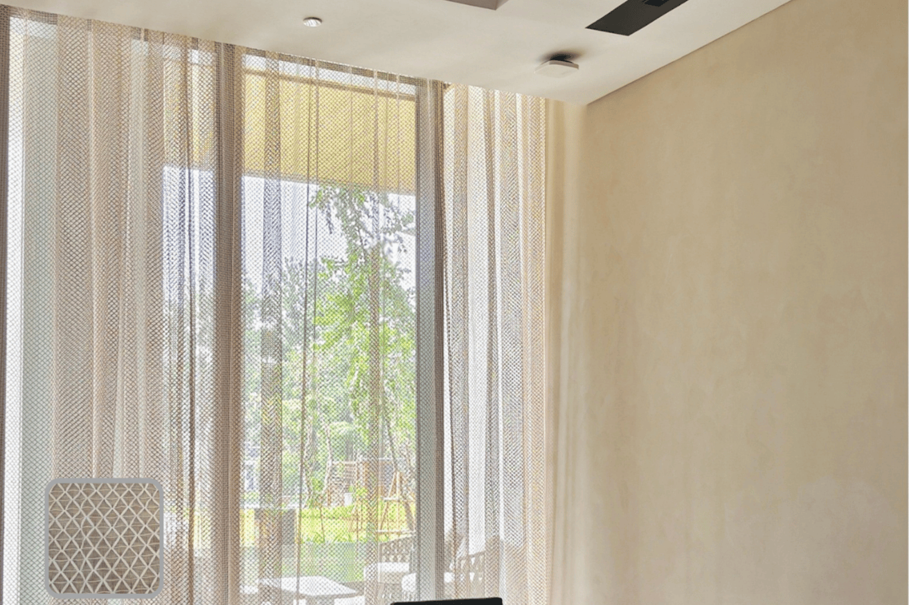 Vitrase Jaring Premium dari Aneka Sinar Abadi yang dapat Menciptakan Efek Pencahayaan Lembut pada Interior Kamar Utama
