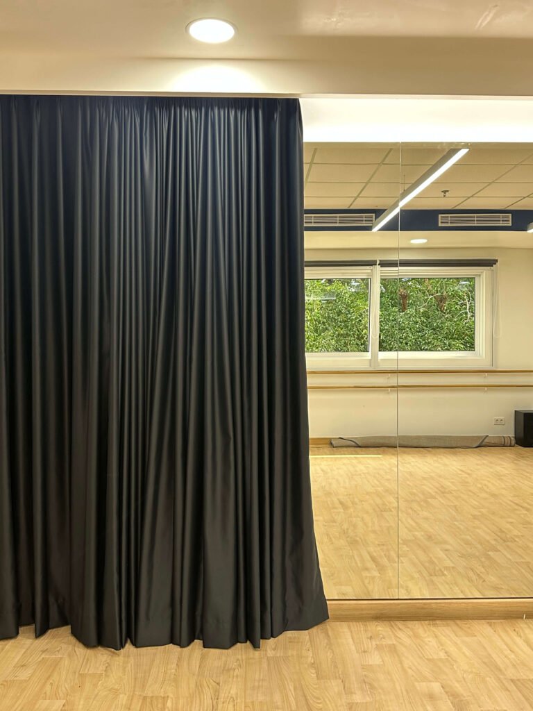 Jakarta International School Gorden Auditorium / Teater 3