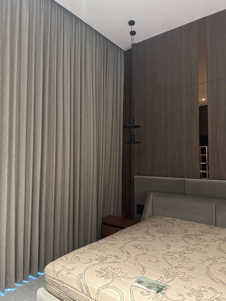 Sutera Danau Biru Pak Nur Gorden Residence Mewah 4