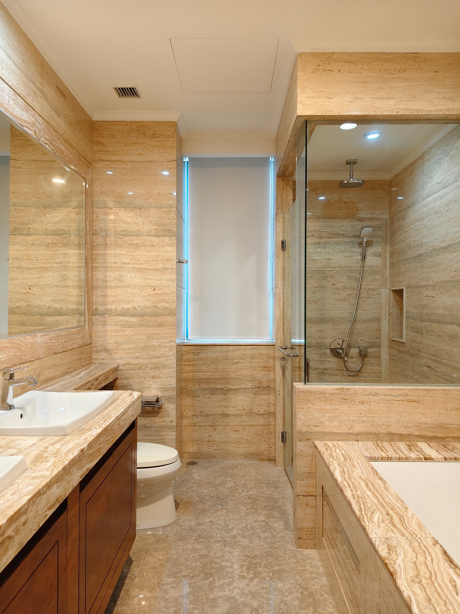 roller blind kamar mandi / shower blind