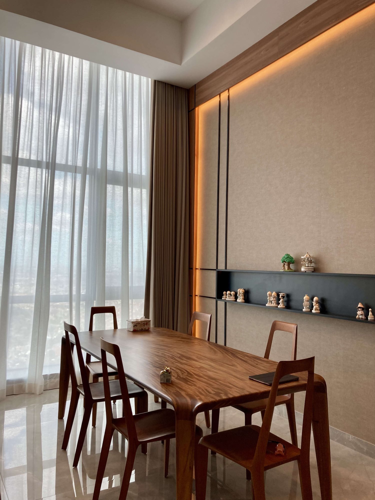 Gorden vitrase ruang makan: Alice, Hillcrest Karawaci