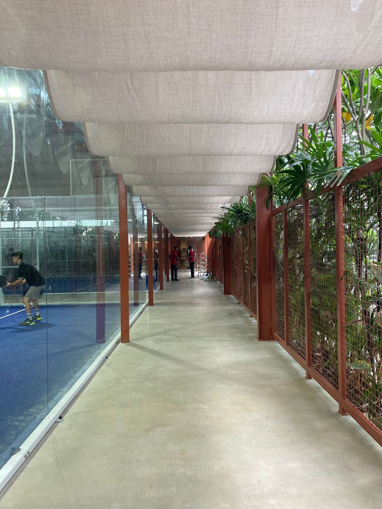 Gorden Fasilitas Olahraga Lapangan Padel: Bu Elly (9)