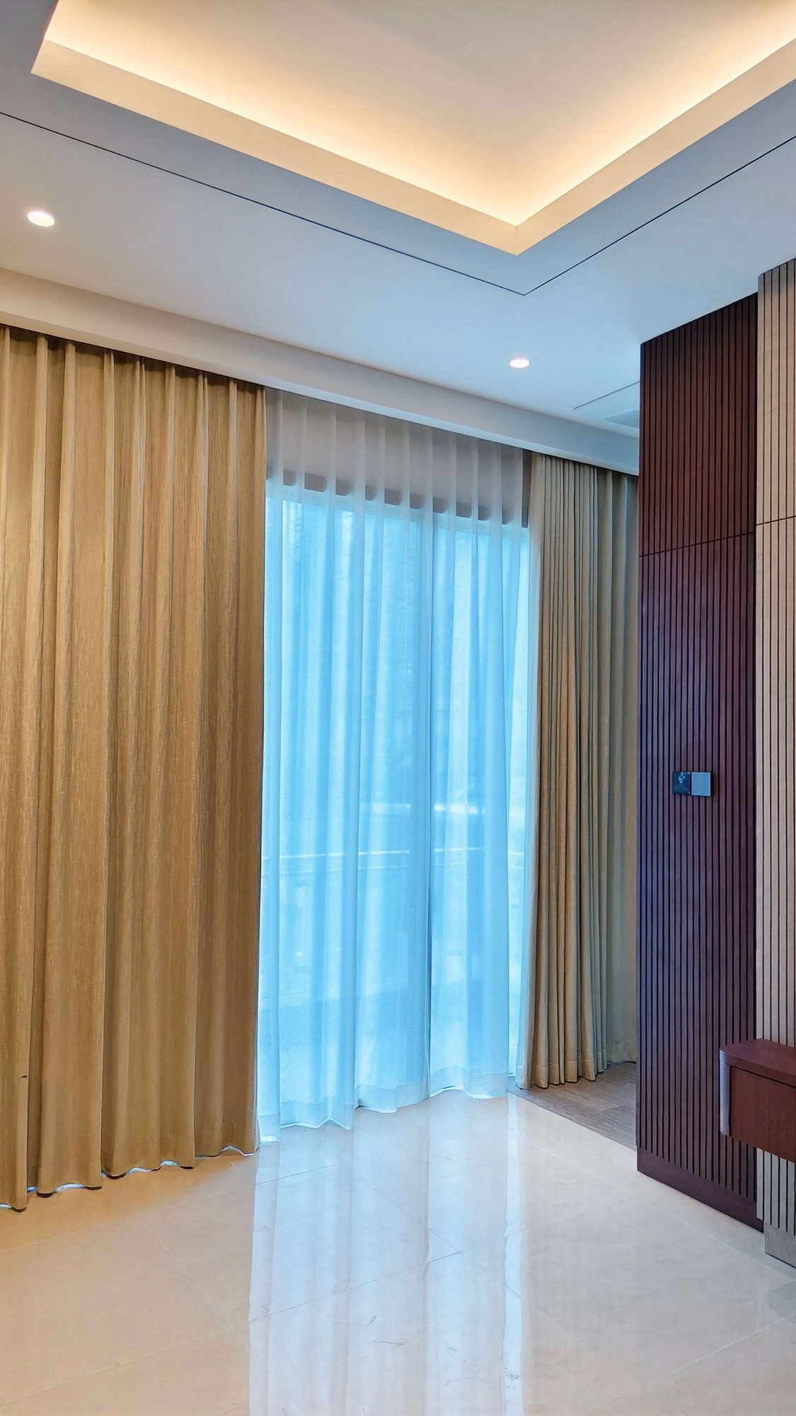 Gorden Residence Senopati: Bu Hera (1)