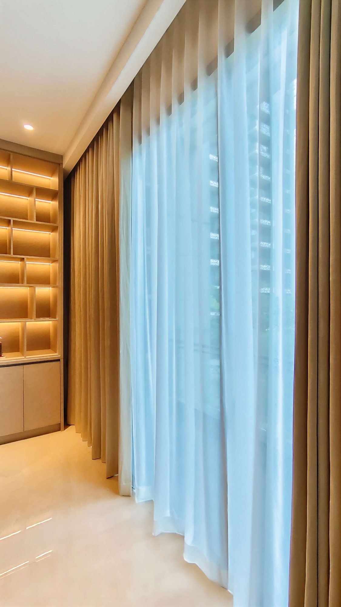 Gorden Residence Senopati: Bu Hera (2)