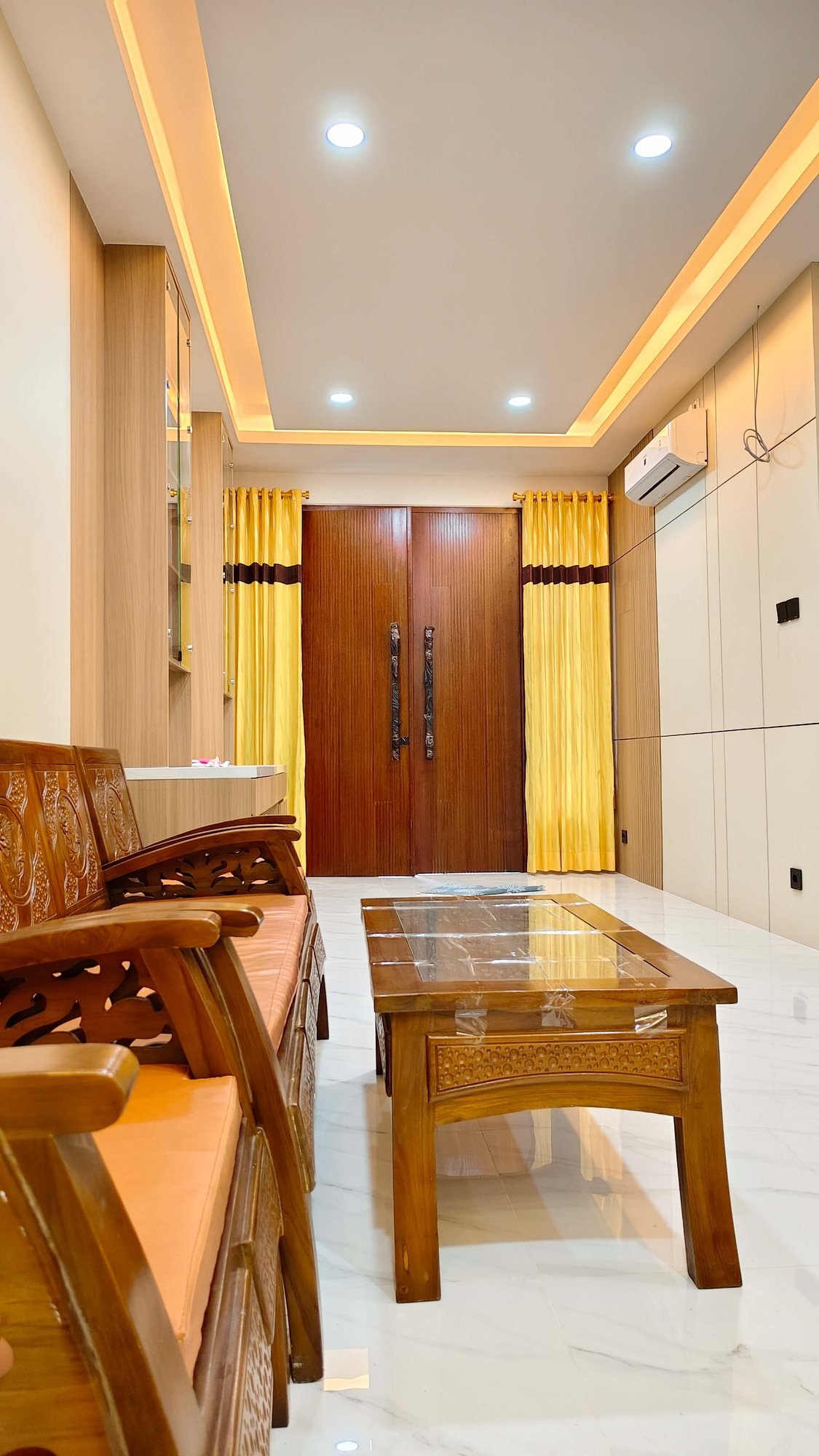 Gorden Residence Taman Palem Cengkareng: Bu Lina (3)
