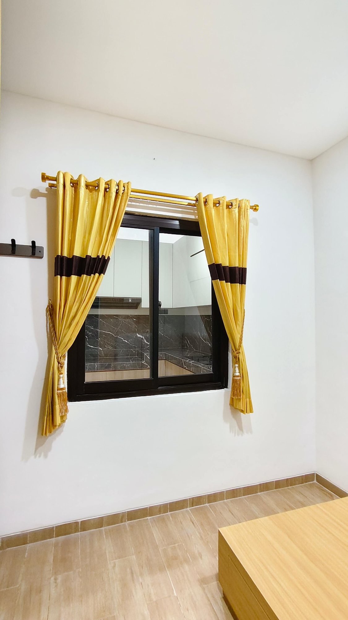 Gorden Residence Taman Palem Cengkareng: Bu Lina (5)