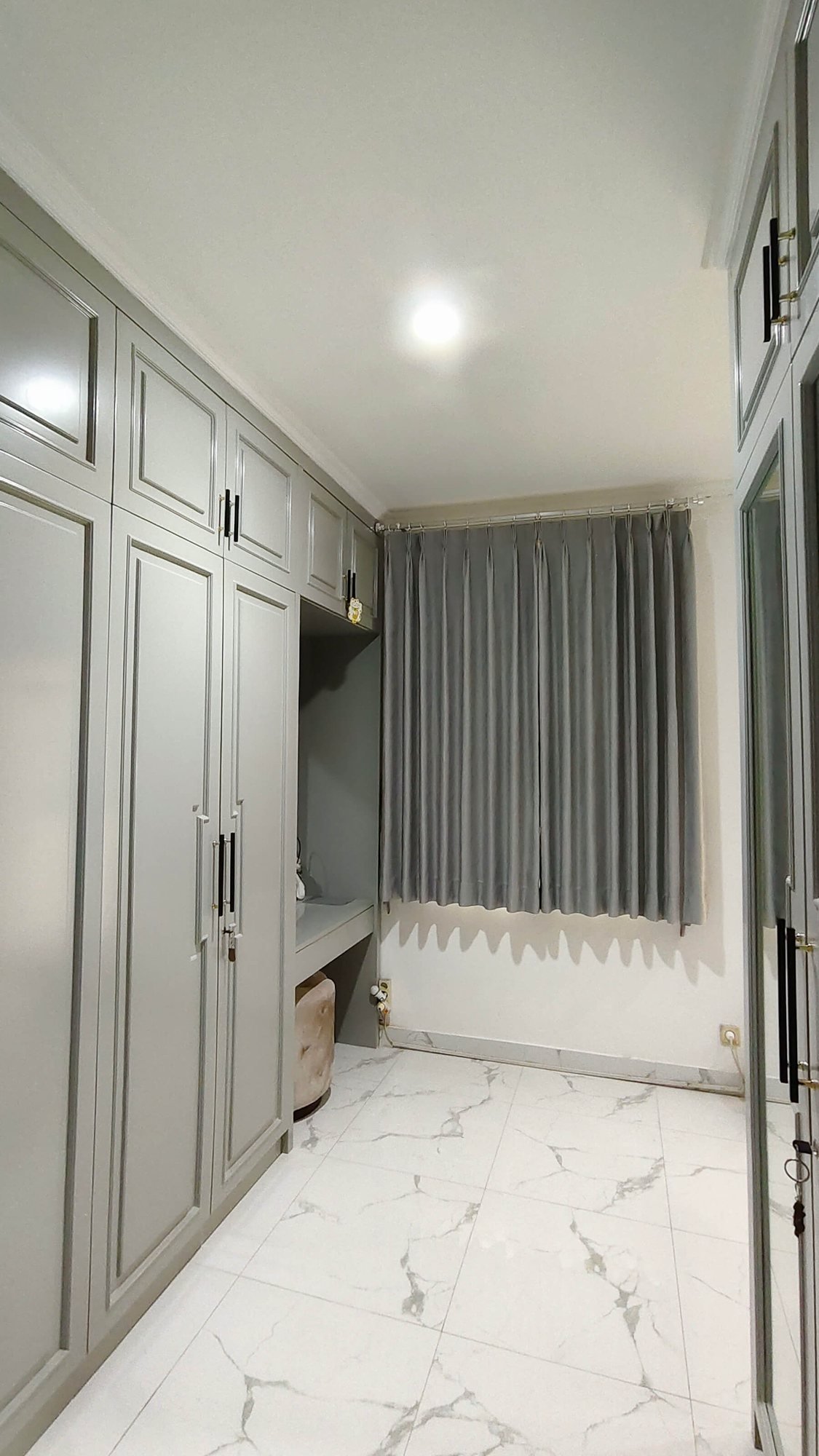 Gorden Residence Taman Villa Meruya: Bu Merry (1)