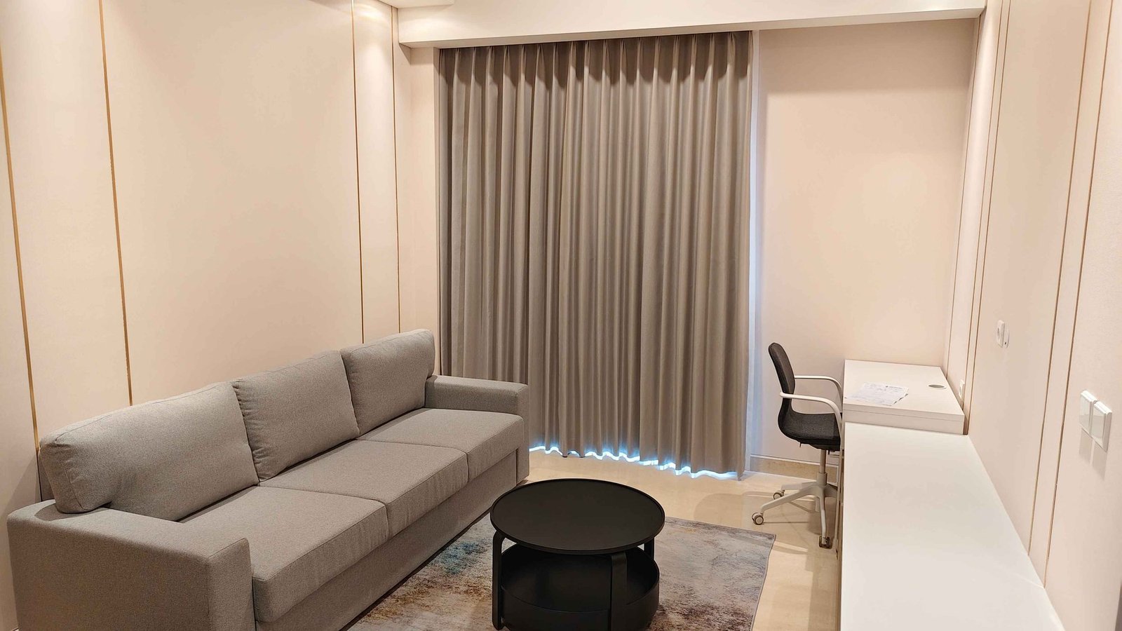 Gorden Apartemen Promenade 57: Bu Vidia (1)