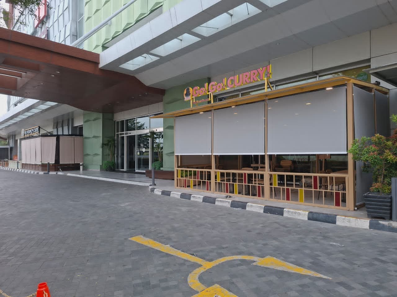 Gorden Cafe & Resto Pekanbaru: Go! Go! Curry! (2)