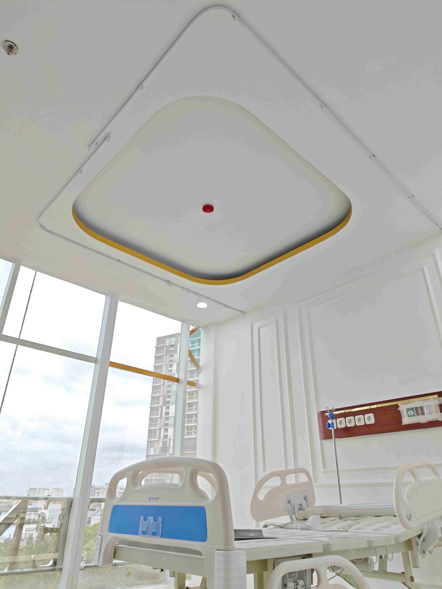 Gorden Rumah Sakit Jakarta Selatan: Toto Tentrem Hospital (1)